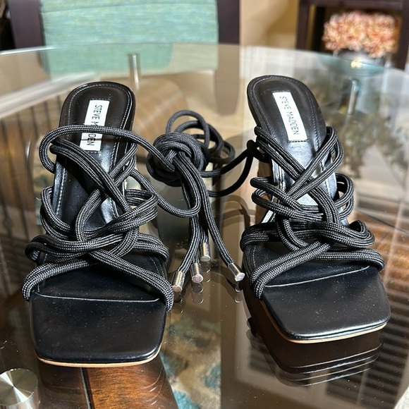 New Steve Madden Idolized wedge Sandal in black size 8 - Picture 2 of 9